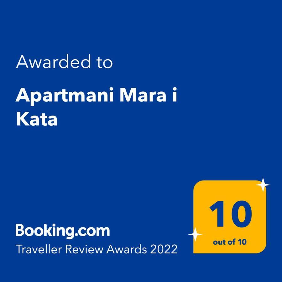 Apartmani Mara I Kata Omiš Exterior foto